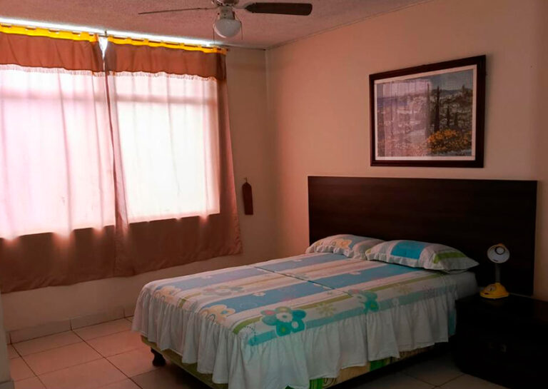 Habitacion Media Individual