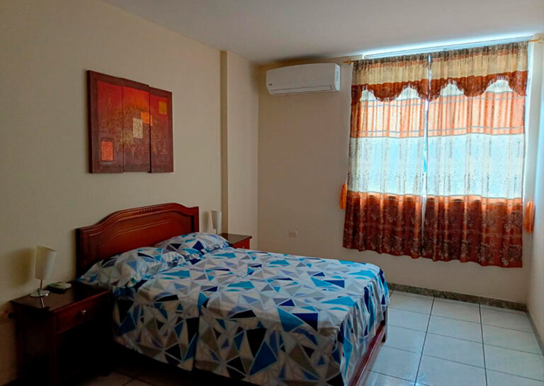 Habitacion Media Individual Mejorada